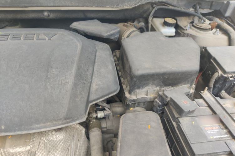 Used Geely Auto GX9 2014 2.4L Automatic Two-Wheel Drive Prestige Version Engine Bay Left