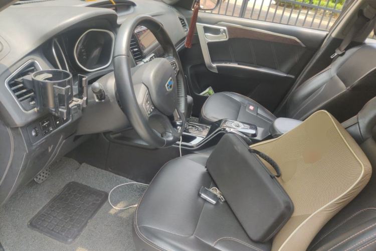 Used Geely Auto GX9 2014 2.4L Automatic Two-Wheel Drive Prestige Version Left Front Seat