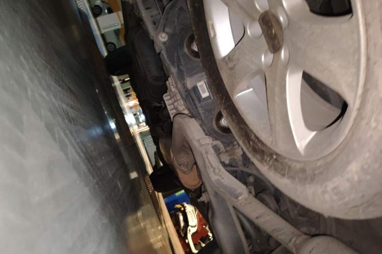 Used Geely Auto GX9 2014 2.4L Manual 4x4 Prestige Edition Chassis Rear