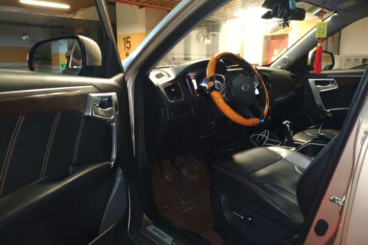 Used Geely Auto GX9 2014 2.4L Manual 4x4 Prestige Edition Driver Seat