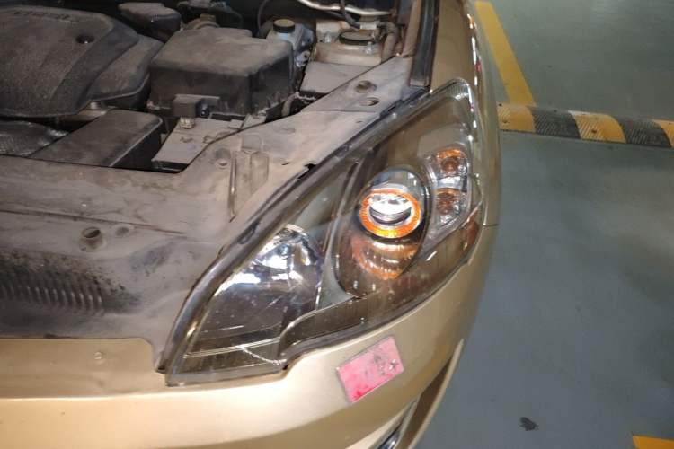 Used Geely Auto GX9 2014 2.4L Manual 4x4 Prestige Edition Engine Bay Left