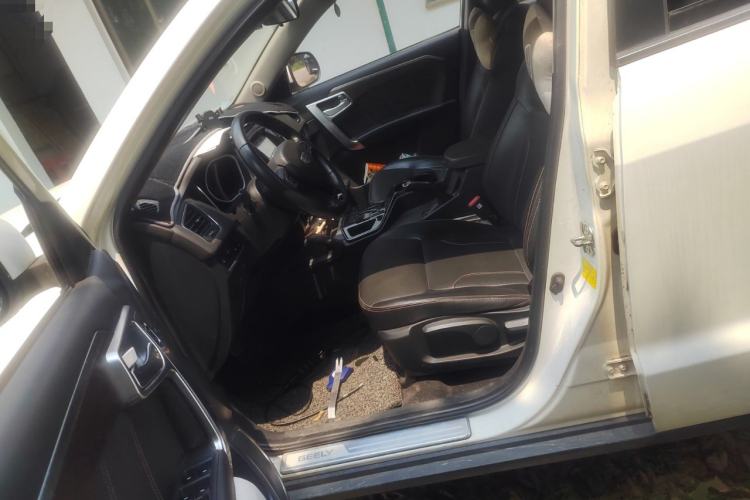 Used Geely Auto GX9 2014 2.4L Automatic Two-Wheel Drive Luxury Version Left Front Seat