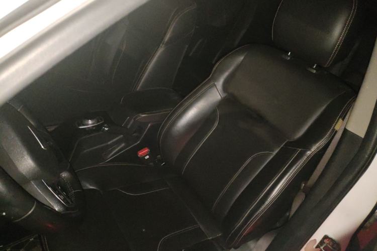 Used Geely Auto GX9 2014 2.4L Automatic Two-Wheel Drive Deluxe Model Left Front Seat