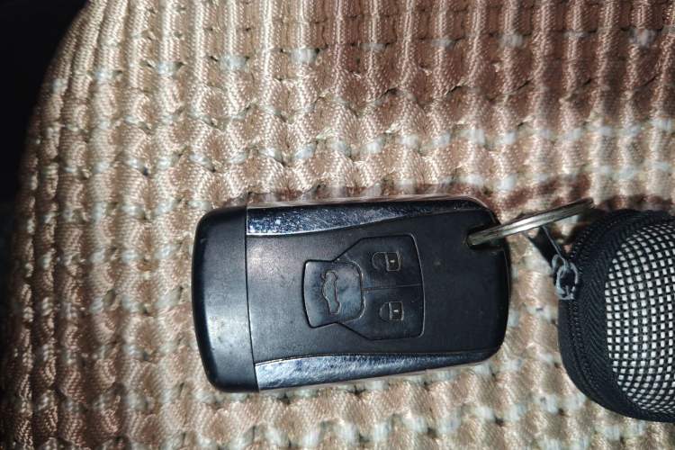 Used Geely Auto GX9 2014 2.4L Automatic Two-Wheel Drive Luxury Version Vehicle Key