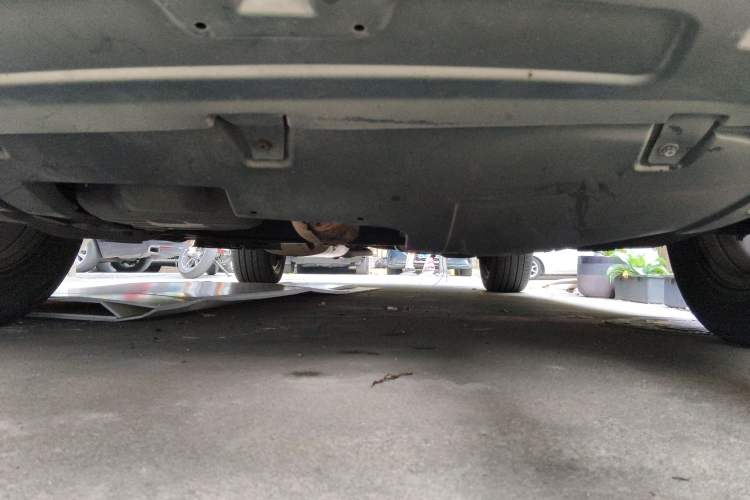 Used Geely Auto GX9 2014 2.4L Automatic Two-Wheel Drive Deluxe Model Chassis Front