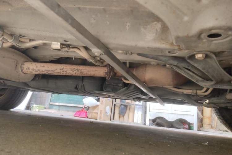 Used Geely Auto GX9 2014 2.4L Automatic Two-Wheel Drive Deluxe Model Chassis Front Right