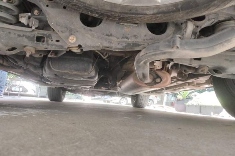 Used Geely Auto GX9 2014 2.4L Automatic Two-Wheel Drive Deluxe Model Chassis Rear