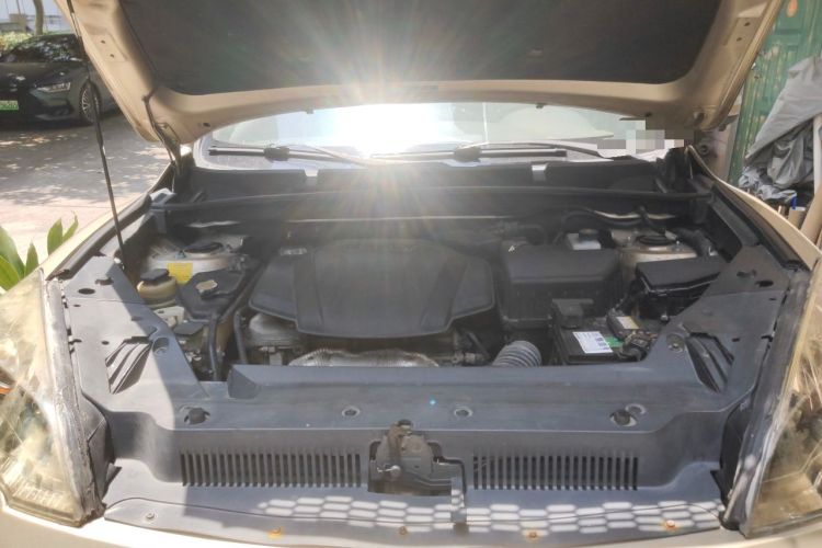 Used Geely Auto GX9 2014 2.4L Automatic Two-Wheel Drive Deluxe Model Engine Bay