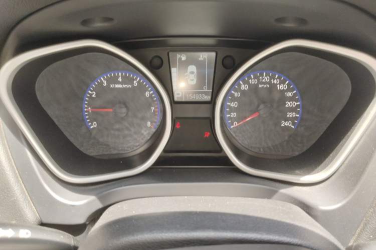 Used Geely Auto GX9 2014 2.4L Automatic Two-Wheel Drive Deluxe Model Instrument Cluster