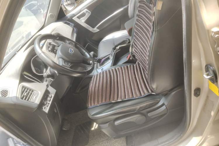 Used Geely Auto GX9 2014 2.4L Automatic Two-Wheel Drive Deluxe Model Left Front Seat
