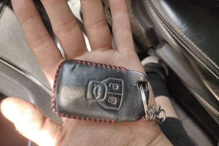 Used Geely Auto GX9 2014 2.4L Automatic Two-Wheel Drive Deluxe Model Vehicle Key