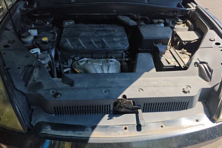Used Geely Auto GX9 2016 2.4L Automatic Two-Wheel Drive Deluxe Upgrade Edition Engine Bay