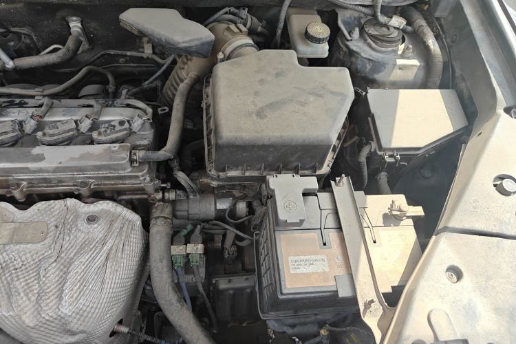 Used Geely Auto GX9 2016 2.4L Automatic Two-Wheel Drive Deluxe Upgrade Edition Engine Bay Left