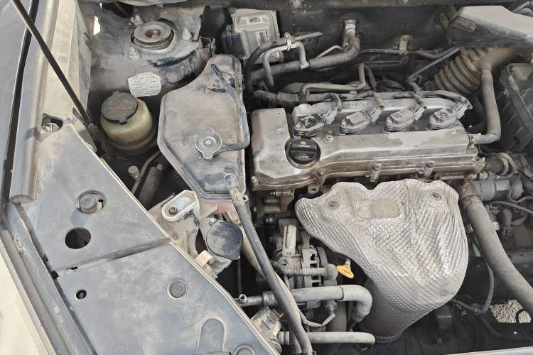 Used Geely Auto GX9 2016 2.4L Automatic Two-Wheel Drive Deluxe Upgrade Edition Engine Bay Right