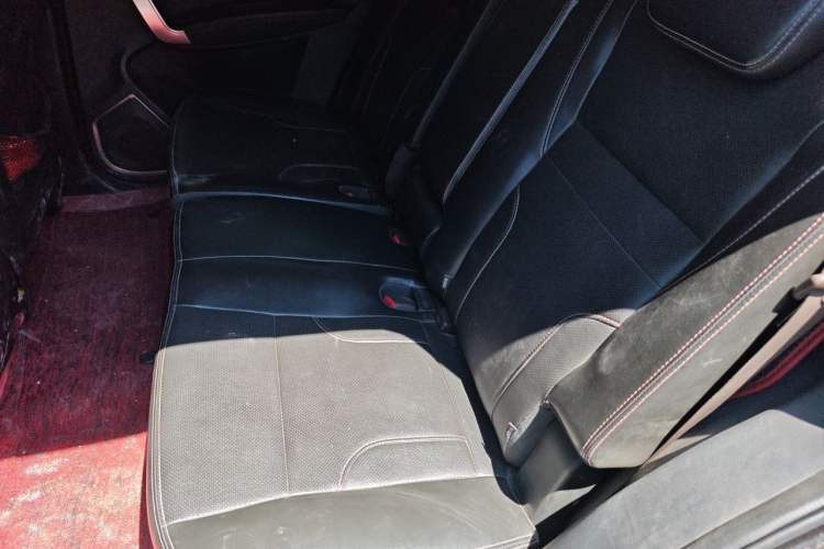 Used Geely Auto GX9 2016 2.4L Automatic Two-Wheel Drive Deluxe Upgrade Edition Left Rear Seat