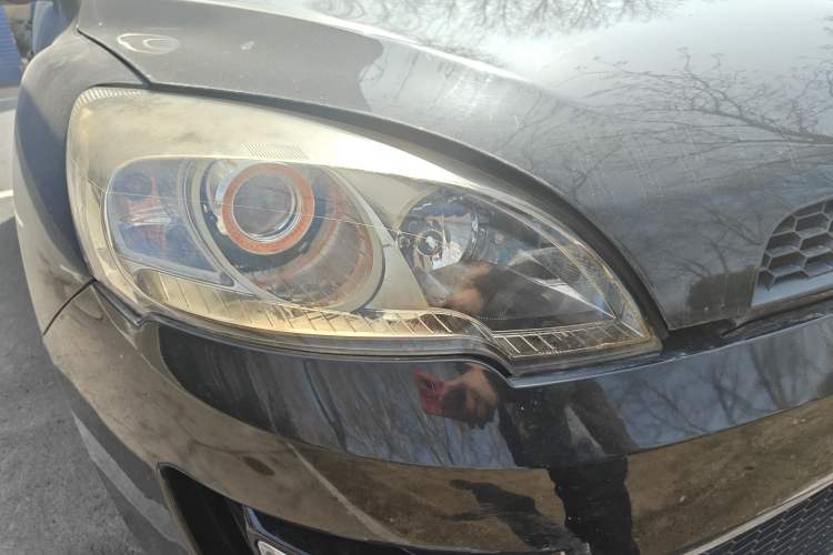 Used Geely Auto GX9 2016 2.4L Automatic Two-Wheel Drive Deluxe Upgrade Edition Right Front Headlight