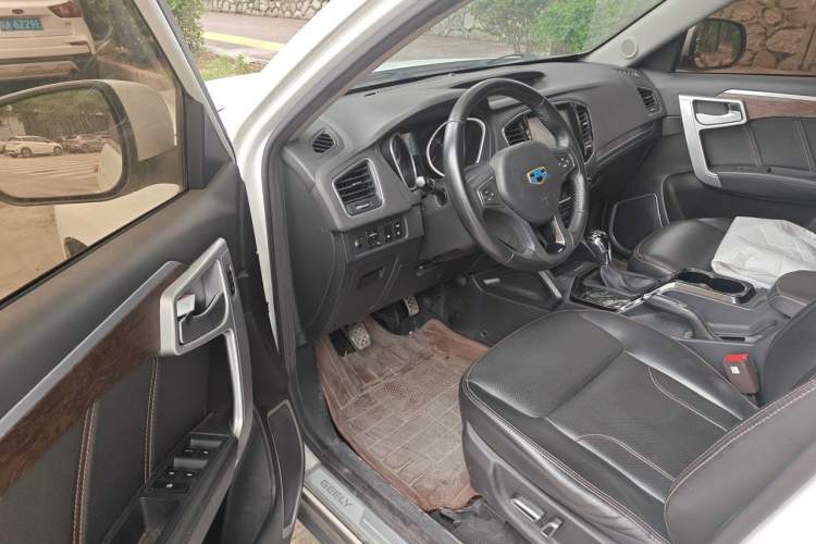 Used Geely Auto GX9 2016 2.4L Manual 4x4 Prestige Edition Driver Seat