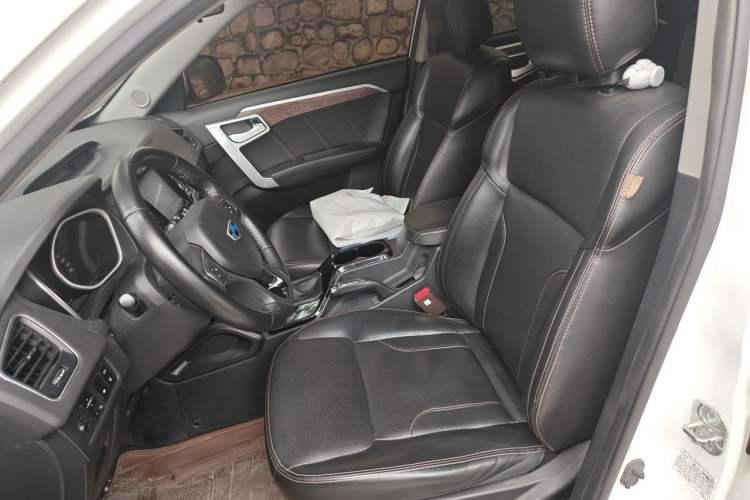Used Geely Auto GX9 2016 2.4L Manual 4x4 Prestige Edition Left Front Seat