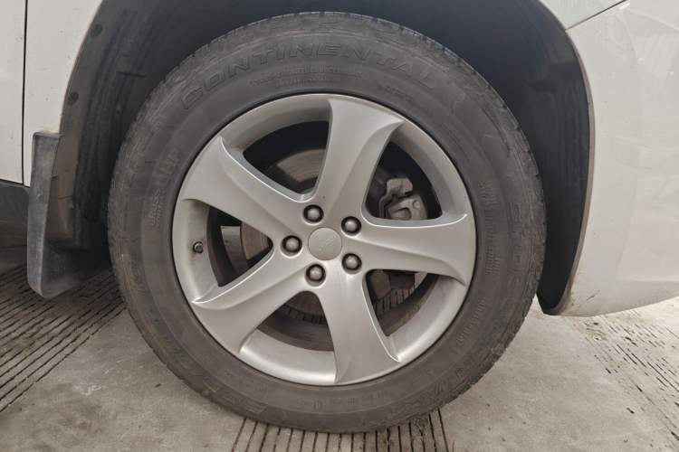 Used Geely Auto GX9 2016 2.4L Manual 4x4 Prestige Edition Right Front Wheel Hub