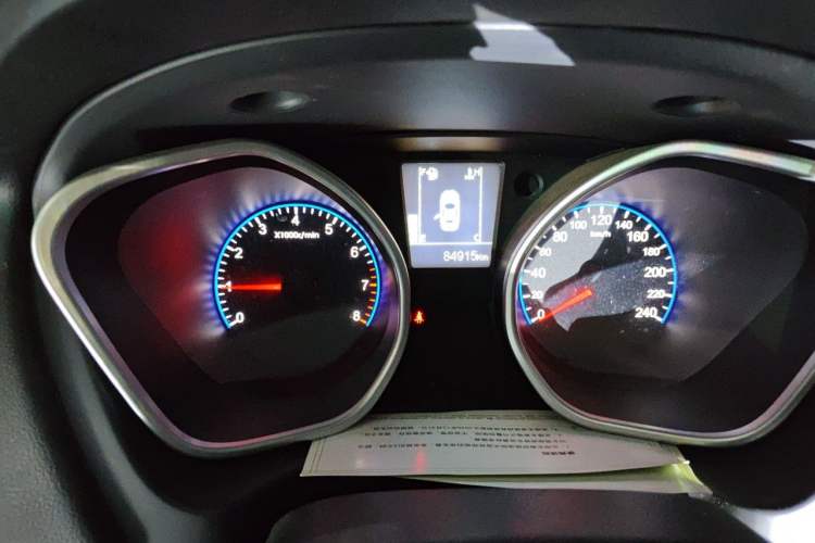 Used Geely Auto GX9 2016 2.4L Manual Two-Wheel Drive Deluxe Upgrade Version Instrument Cluster