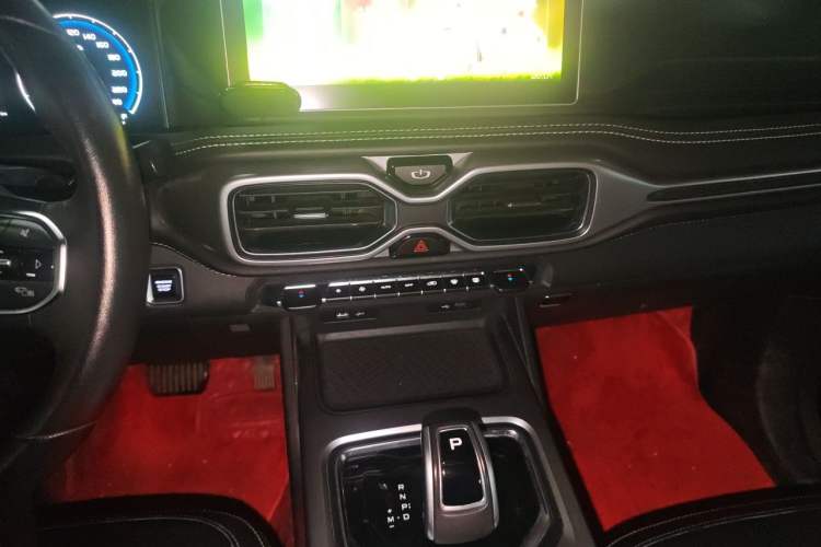 Used Geely Auto Haoyue 2020 1.8TD DCT Luxury 7-Seater Audio And AC Panel