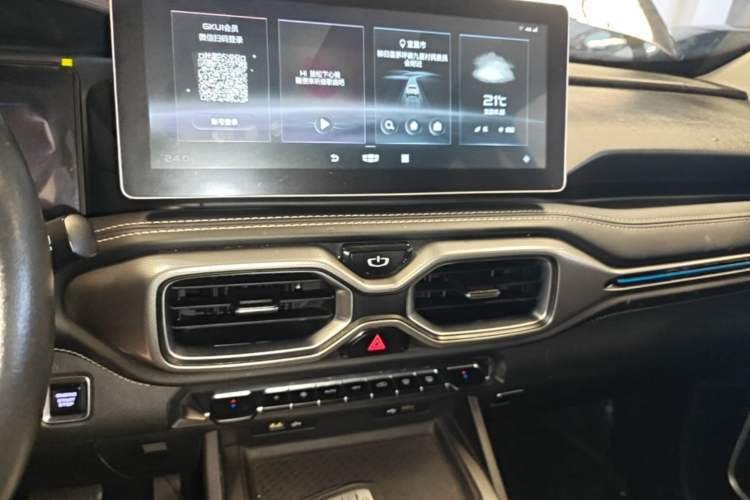 Used Geely Auto Haoyue 2020 1.8TD DCT Flagship 7-Seater Audio And AC Panel