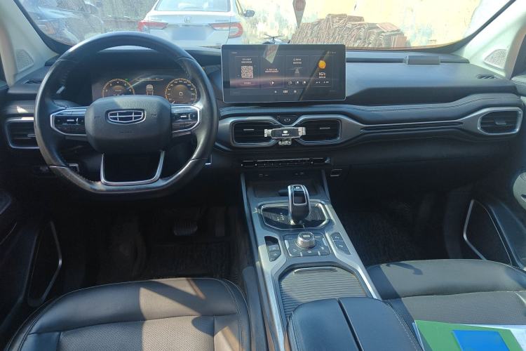 Used Geely Auto Haoyue 2020 1.8TD DCT Luxury 7-Seater Center Console