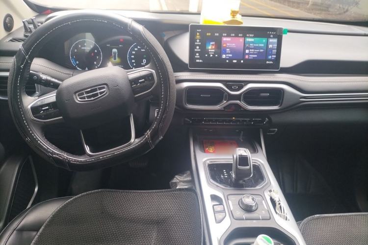 Used Geely Auto Haoyue 2020 1.8TD DCT Luxury 7-Seater Center Console