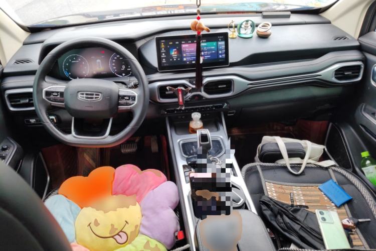 Used Geely Auto Haoyue 2020 1.8TD DCT Luxury 7-Seater Center Console