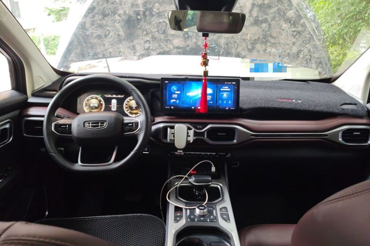 Used Geely Auto Haoyue 2020 1.8TD DCT Flagship 7-Seater Center Console