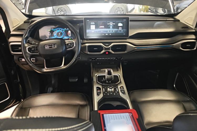 Used Geely Auto Haoyue 2020 1.8TD DCT Flagship 7-Seater Center Console