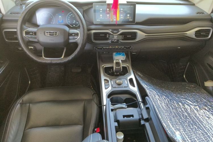 Used Geely Auto Haoyue 2020 1.8TD DCT Luxury 7-Seater Center Console