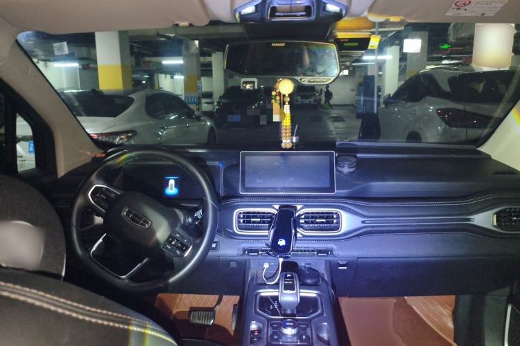 Used Geely Auto Haoyue 2020 1.8TD DCT Luxury 7-Seater Center Console