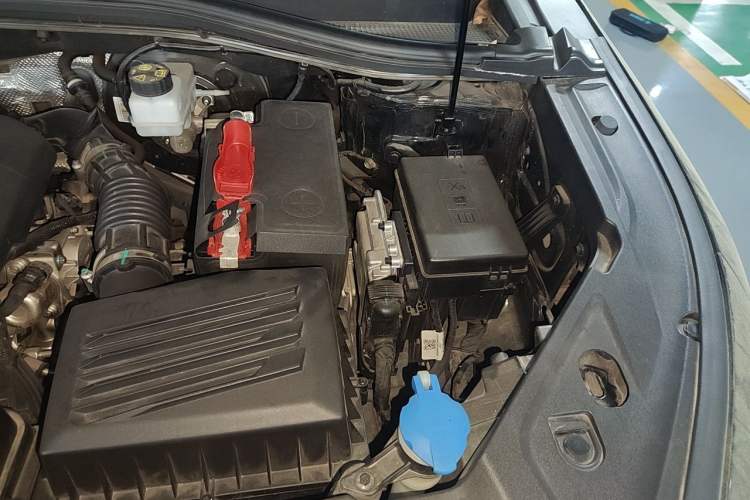 Used Geely Auto Haoyue 2020 1.8TD DCT Luxury Model 5 Seats Engine Bay Left