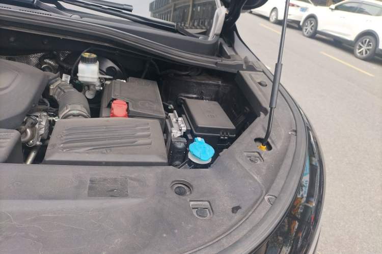 Used Geely Auto Haoyue 2020 1.8TD DCT Luxury 7-Seater Engine Bay Left