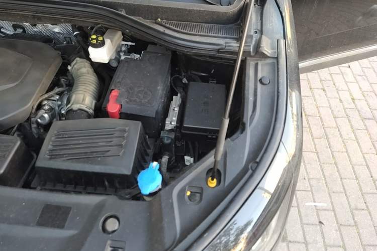 Used Geely Auto Haoyue 2020 1.8TD DCT Luxury Model 5 Seats Engine Bay Left