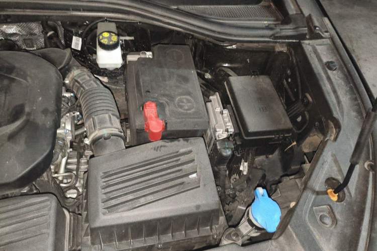 Used Geely Auto Haoyue 2020 1.8TD DCT Luxury 7-Seater Engine Bay Left