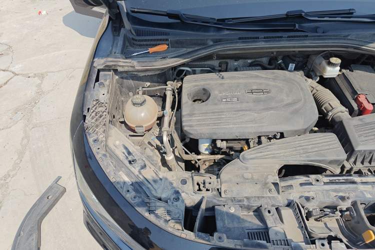Used Geely Auto Haoyue 2020 1.8TD DCT Luxury 7-Seater Engine Bay Right