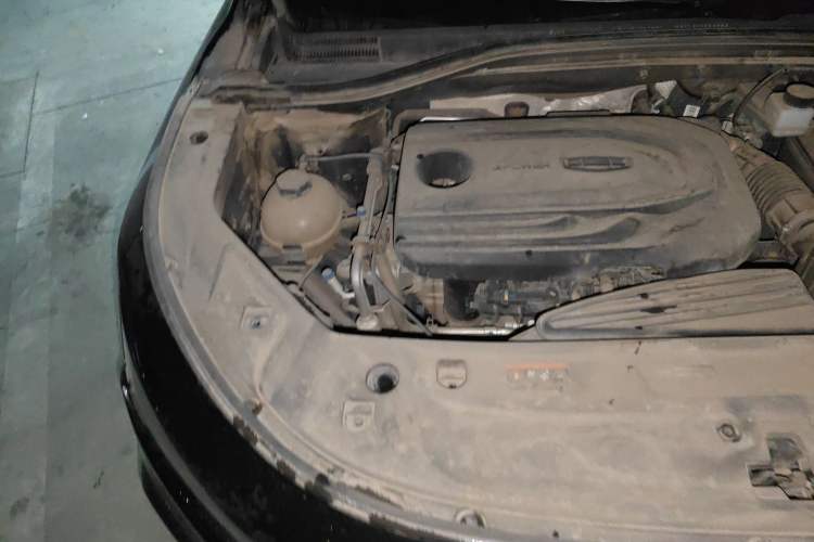 Used Geely Auto Haoyue 2020 1.8TD DCT Luxury 7-Seater Engine Bay Right