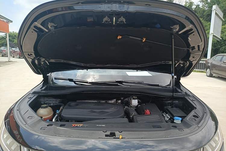 Used Geely Auto Haoyue 2020 1.8TD DCT Luxury Model 5 Seats Engine Bay