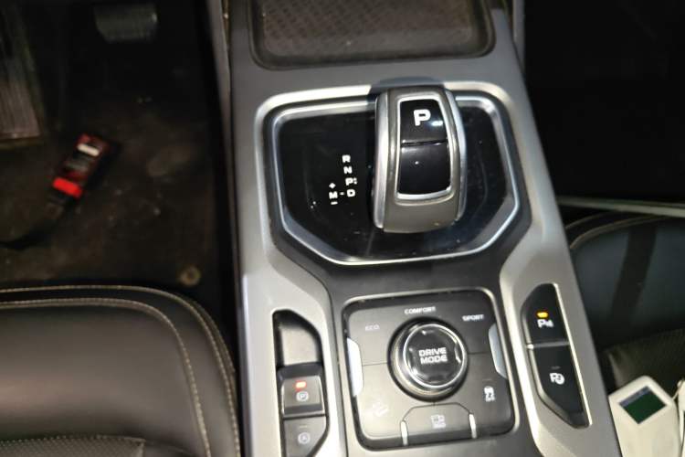 Used Geely Auto Haoyue 2020 1.8TD DCT Flagship 7-Seater Gear Lever