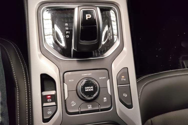 Used Geely Auto Haoyue 2020 1.8TD DCT Flagship 7-Seater Gear Lever