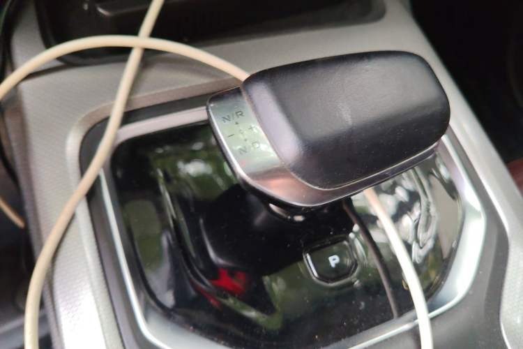 Used Geely Auto Haoyue 2020 1.8TD DCT Flagship 7-Seater Gear Lever