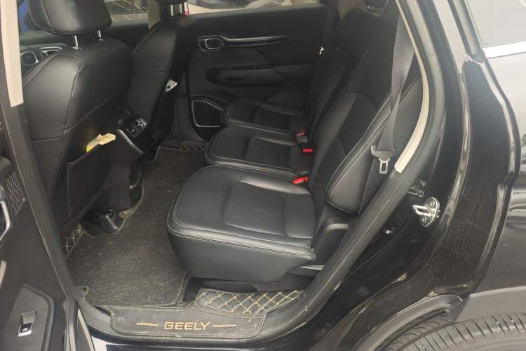 Used Geely Auto Haoyue 2020 1.8TD DCT Flagship 7-Seater Interior 4