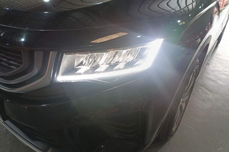 Used Geely Auto Haoyue 2020 1.8TD DCT Luxury Model 5 Seats Left Front Headlight