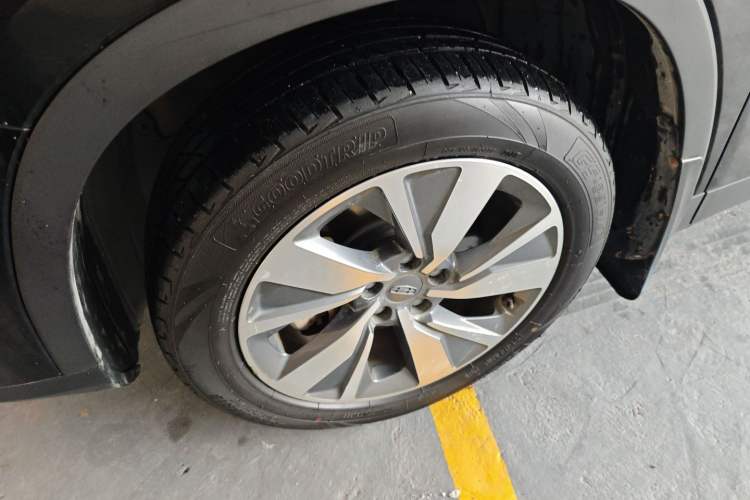 Used Geely Auto Haoyue 2020 1.8TD DCT Luxury Model 5 Seats Left Front Wheel Hub