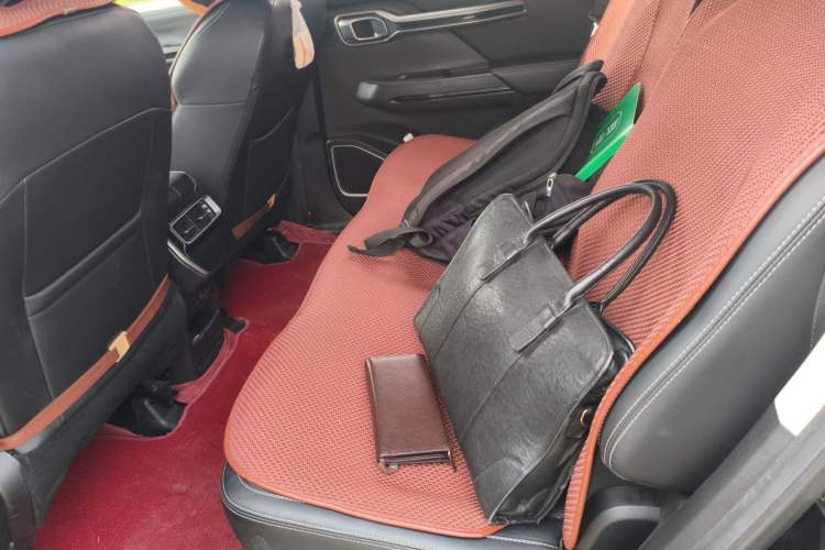 Used Geely Auto Haoyue 2020 1.8TD DCT Flagship 7-Seater Left Rear Seat