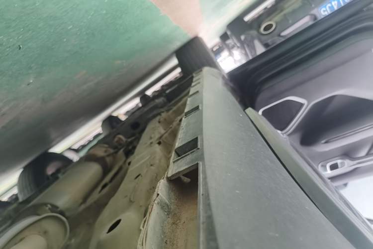 Used Geely Auto Haoyue 2020 1.8TD DCT Luxury 7-Seater Left Side Sill