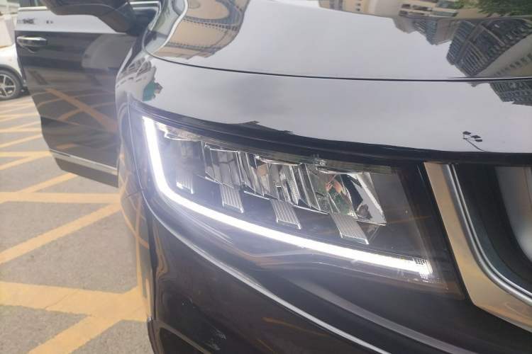 Used Geely Auto Haoyue 2020 1.8TD DCT Luxury 7-Seater Right Front Headlight