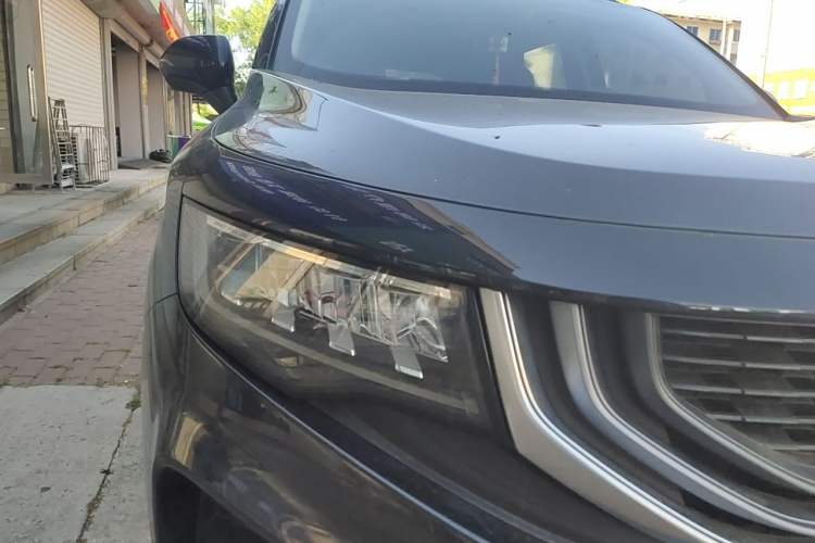 Used Geely Auto Haoyue 2020 1.8TD DCT Luxury Model 5 Seats Right Front Headlight